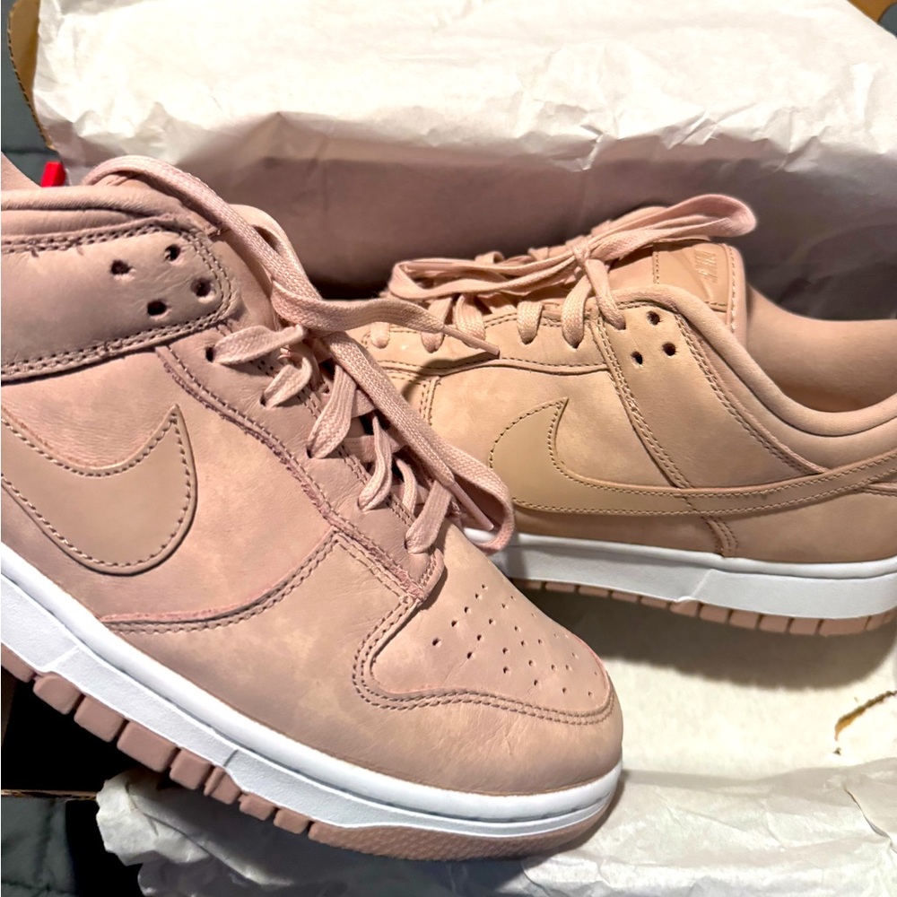 Nike dunk low premium